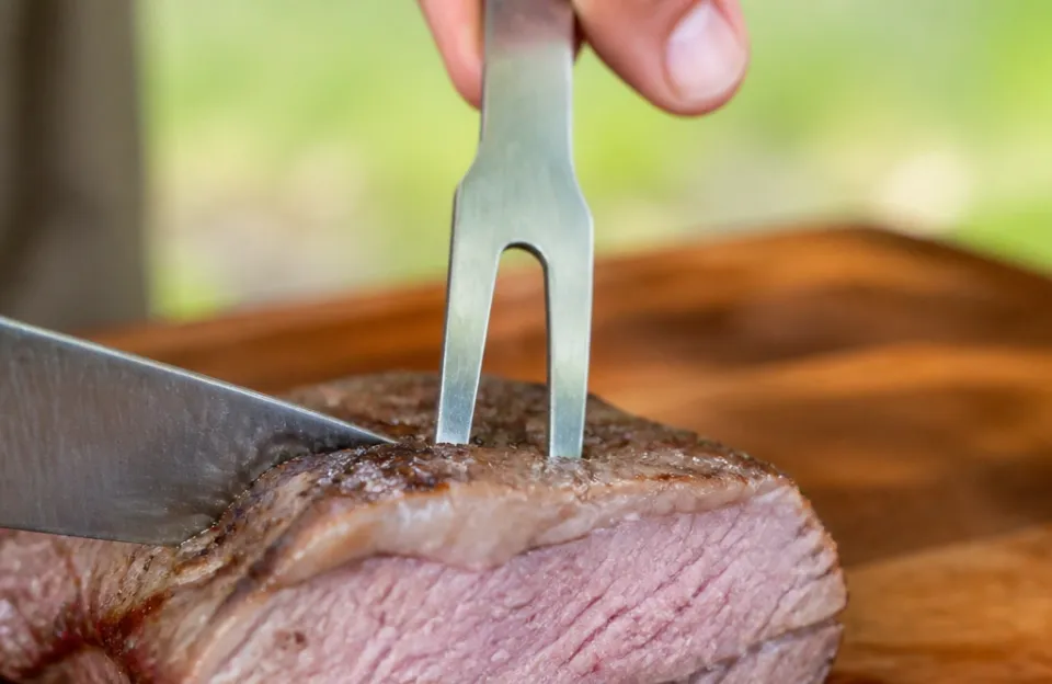 Why Is My Meat Still Pink but Done? The Science Explained